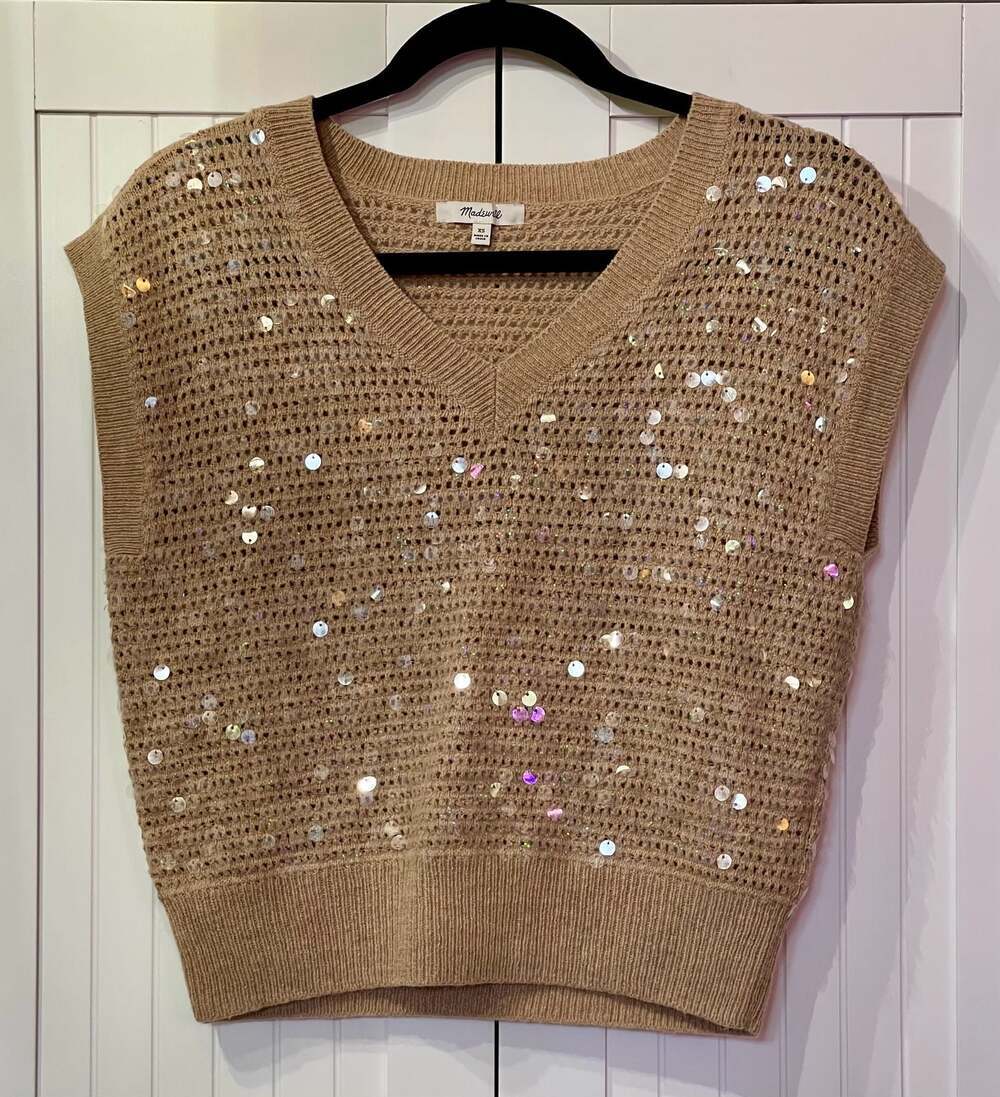 Madewell Sequin-Embellished V-Neck Sweater Vest in Heather Tawny